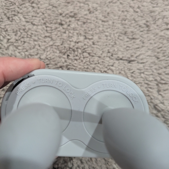 Ezpz Tiny Pops Silicone Ice Pop Mold Set - Gray - Picture 6 of 12